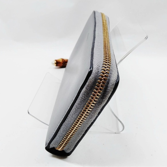 Gucci Light Gray Leather Zip Around Wallet - Picture 3 of 9